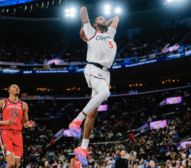 开云-一战狂刷3新高！快船20分大胜重回第九，伦纳德复出轰23分5助